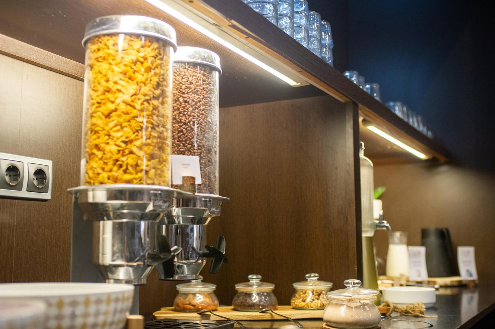 Azz Valencia Congress Hotel & Spa Paterna Ngoại thất bức ảnh