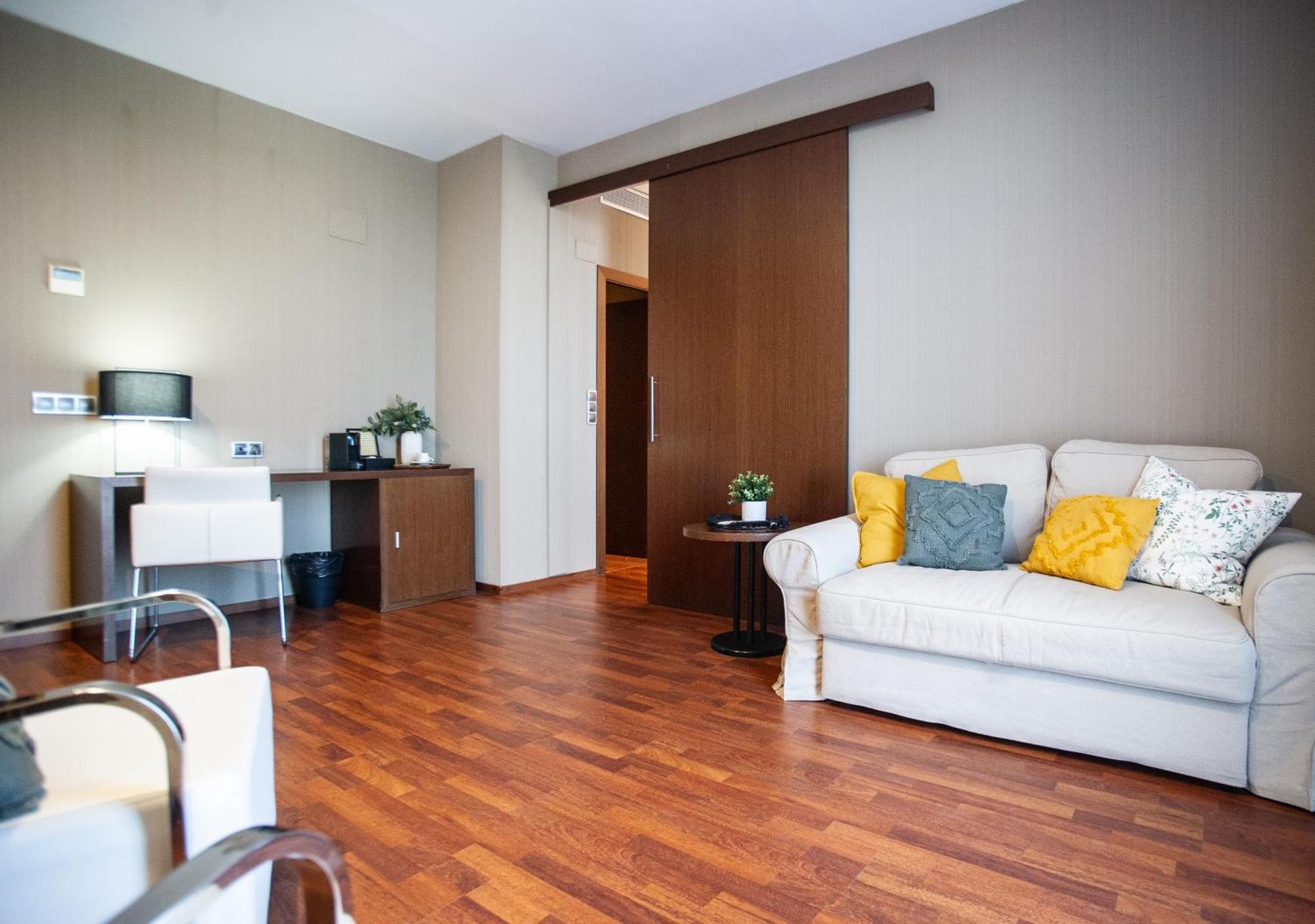 Azz Valencia Congress Hotel & Spa Paterna Ngoại thất bức ảnh